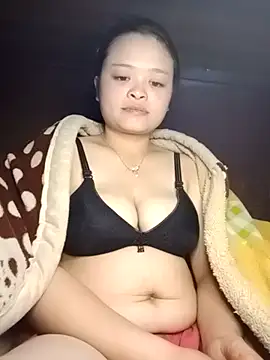 Serena-121 live sex cam