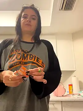 SafeinouterSpace live sex cam