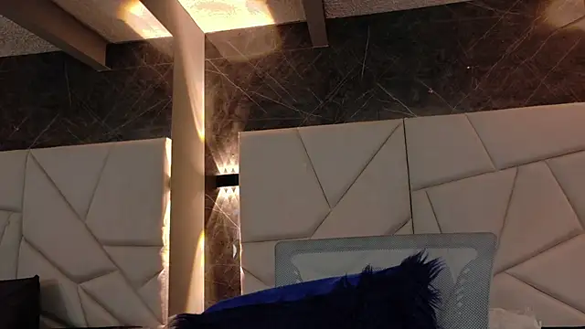 mia_violet8's cam snapshot