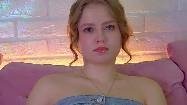 SelinSwarovski live sex cam