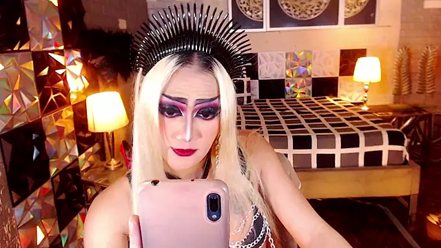 HorseCockDivine live sex cam
