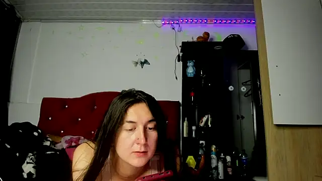 Sweet-Suck69 live sex cam