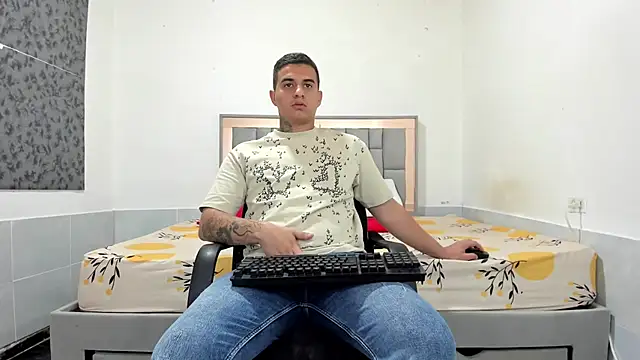 simookeler live sex cam