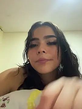 Chloemercury's cam snapshot