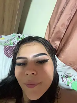 Chloemercury's cam snapshot