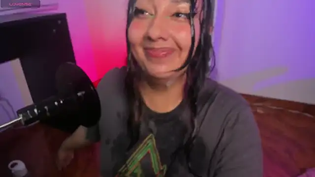 Gaby_Miller22's cam snapshot