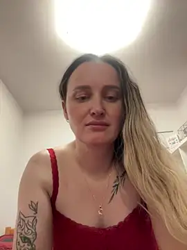 TomilaSi's cam snapshot