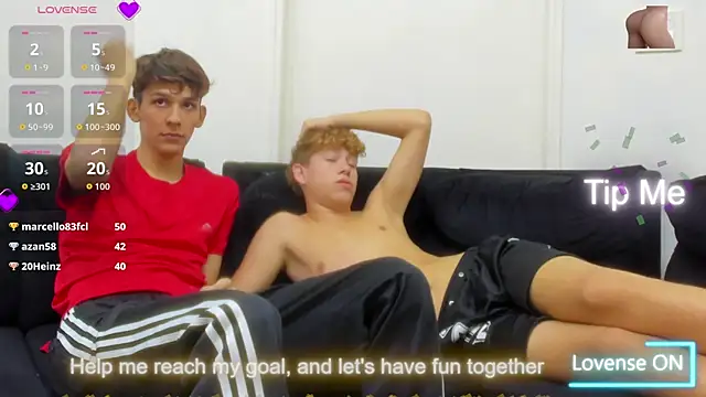 StrawwBoys live sex cam