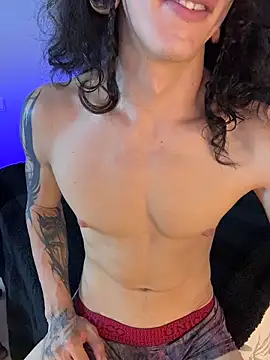 tommylongxx live sex cam