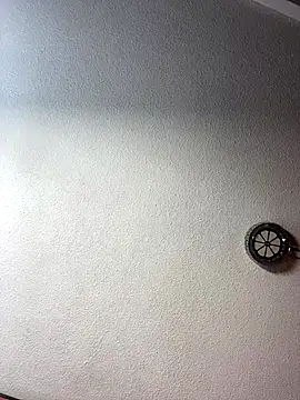 KyliePinkk_'s cam snapshot