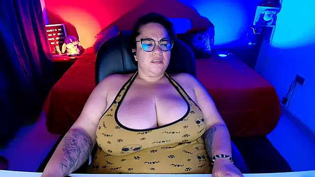 lulubigtitts1's cam snapshot