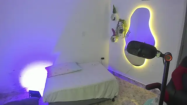 mirada_infinitaa's cam snapshot