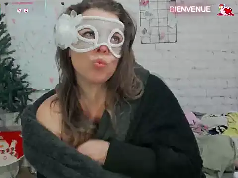 JuliaFrancaise's cam snapshot