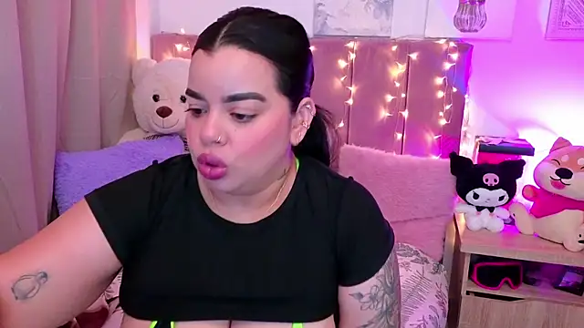 MiahJoness's cam snapshot