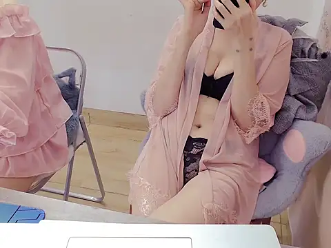 Funnygirl_9x's cam snapshot