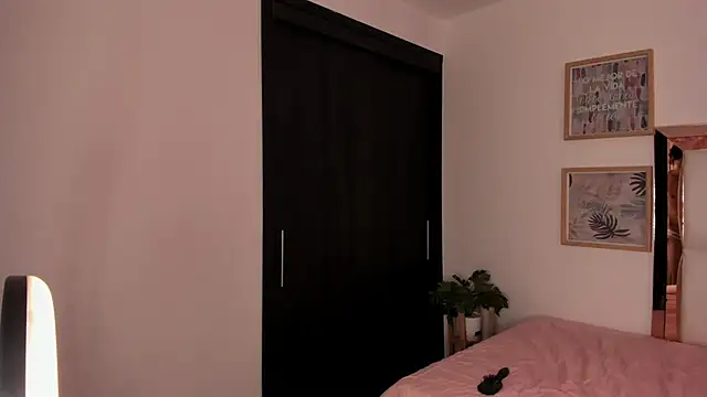 Dylan_Turnerr live sex cam