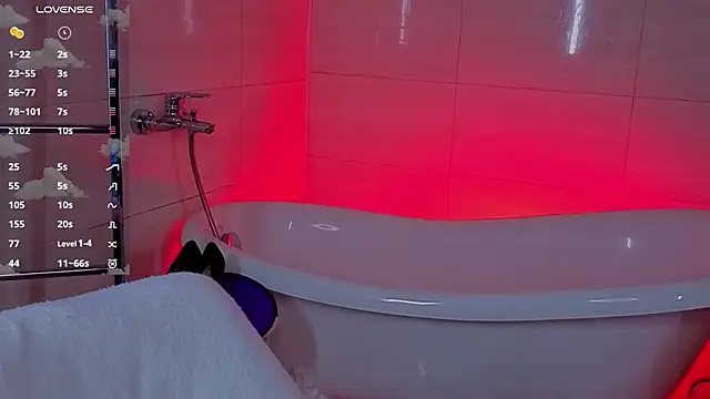 WICKEDEMBER's cam snapshot