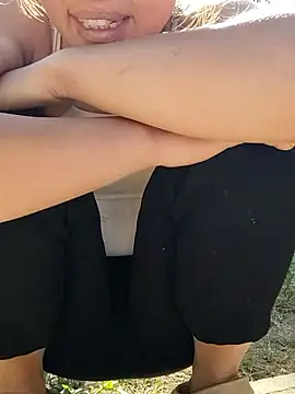 mikey-bae's cam snapshot