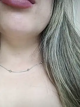 zahra_Jalid's cam snapshot