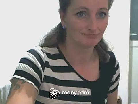 CrazyMaya39 live sex cam