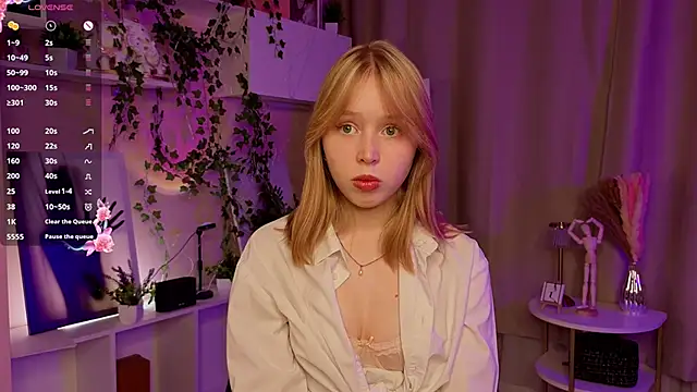 TheolaLonghofer's cam snapshot