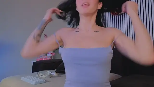 Loona_Eclipse's cam snapshot