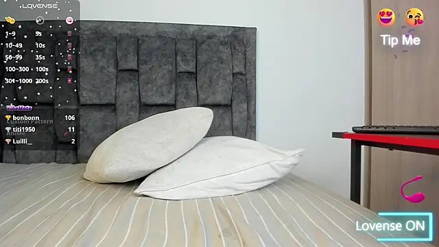 lucia_s1's cam snapshot