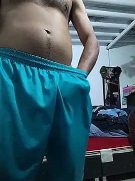Danielitohot23cm live sex cam