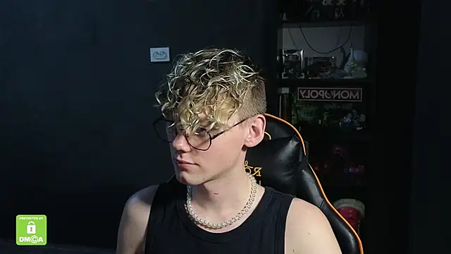 Keytaro live sex cam