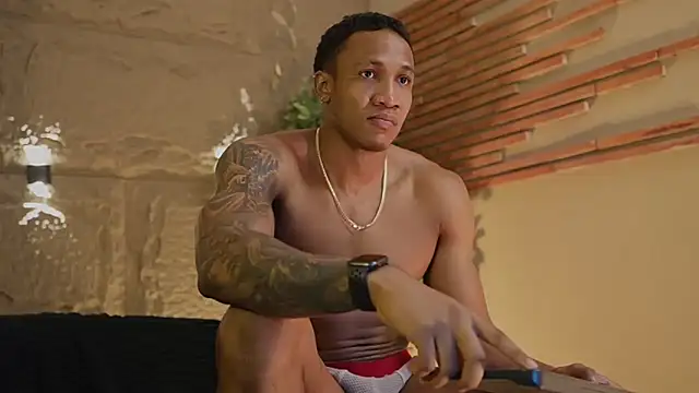 Logan_Varela live sex cam