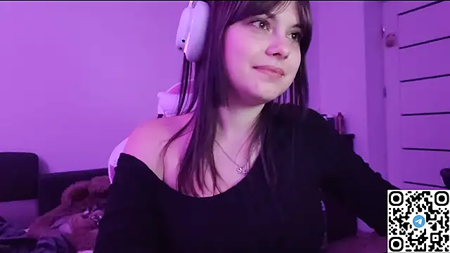 KristiBloom's cam snapshot