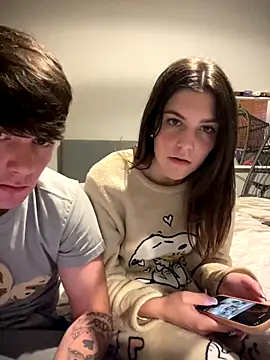 YoungCouple2007's cam snapshot