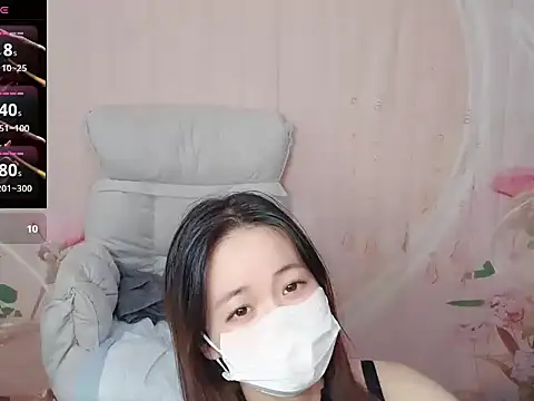 HeIlo-Honey's cam snapshot