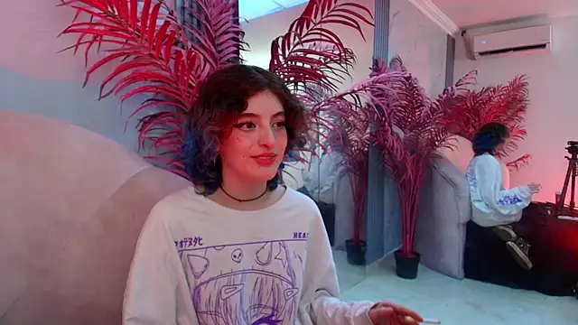 EvaHalsey's cam snapshot