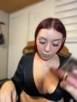 Karen18_boobs's cam snapshot