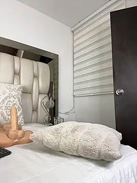 ALISSON_FOXXX1 live sex cam