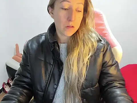 chrystal_sl852's cam snapshot