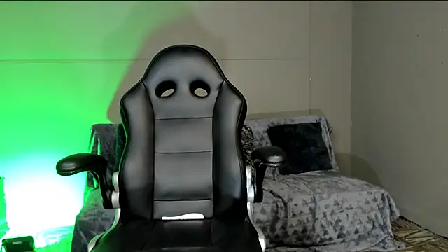 nicolvibes_212's cam snapshot