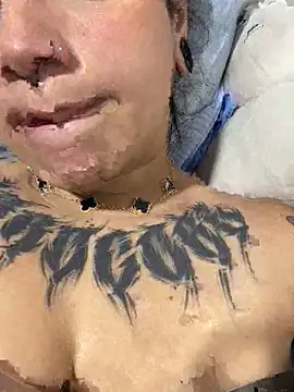 Alana_Arang's cam snapshot