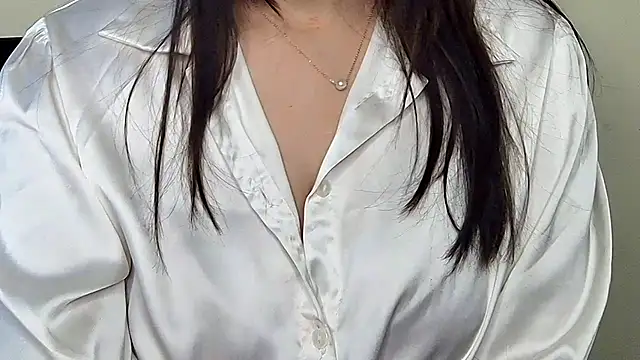 Naina_For_You's cam snapshot