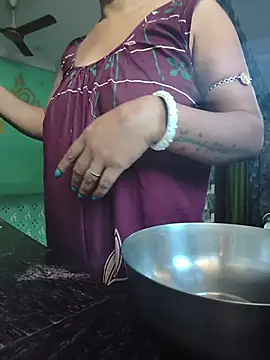 Miss_anu's cam snapshot