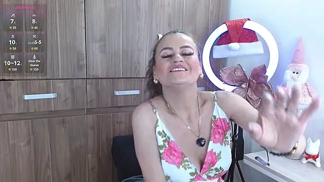 magenta_maturr's cam snapshot