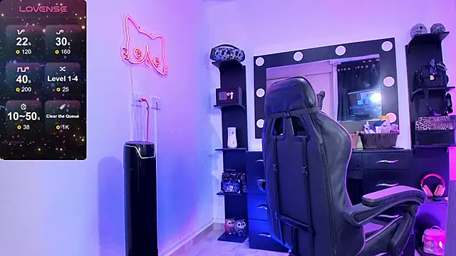 miss_kitty's cam snapshot