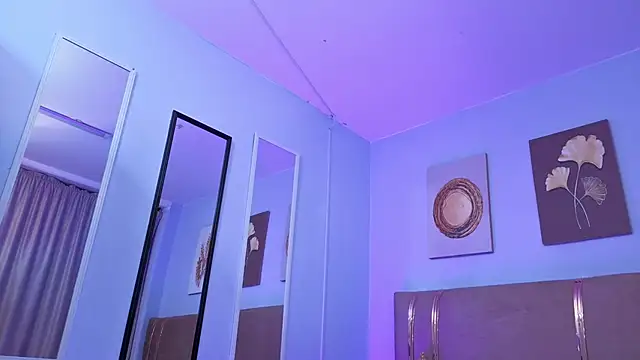 sarah_cruzz_'s cam snapshot