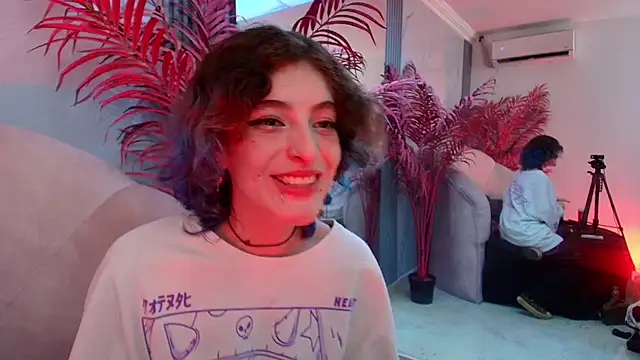 EvaHalsey's cam snapshot