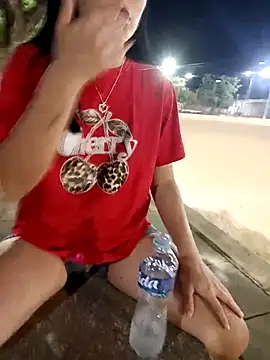 Party_luxury_extreme777's cam snapshot