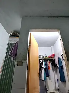 Liveryta's cam snapshot