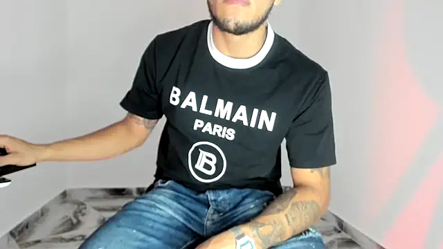 mikee_scooth live sex cam