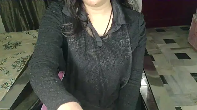 aarushi_sharmaa's cam snapshot