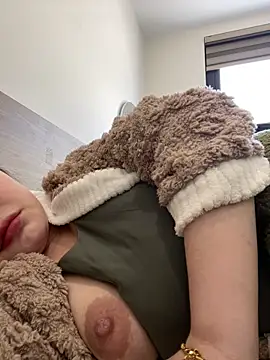 Nhi999's cam snapshot